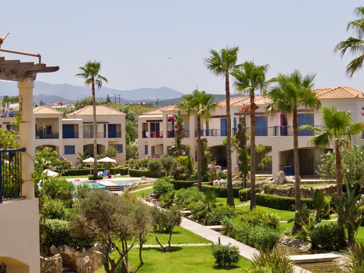 Resitour - Aphrodite Beachfront Pirgos Psilonerou Стая снимка