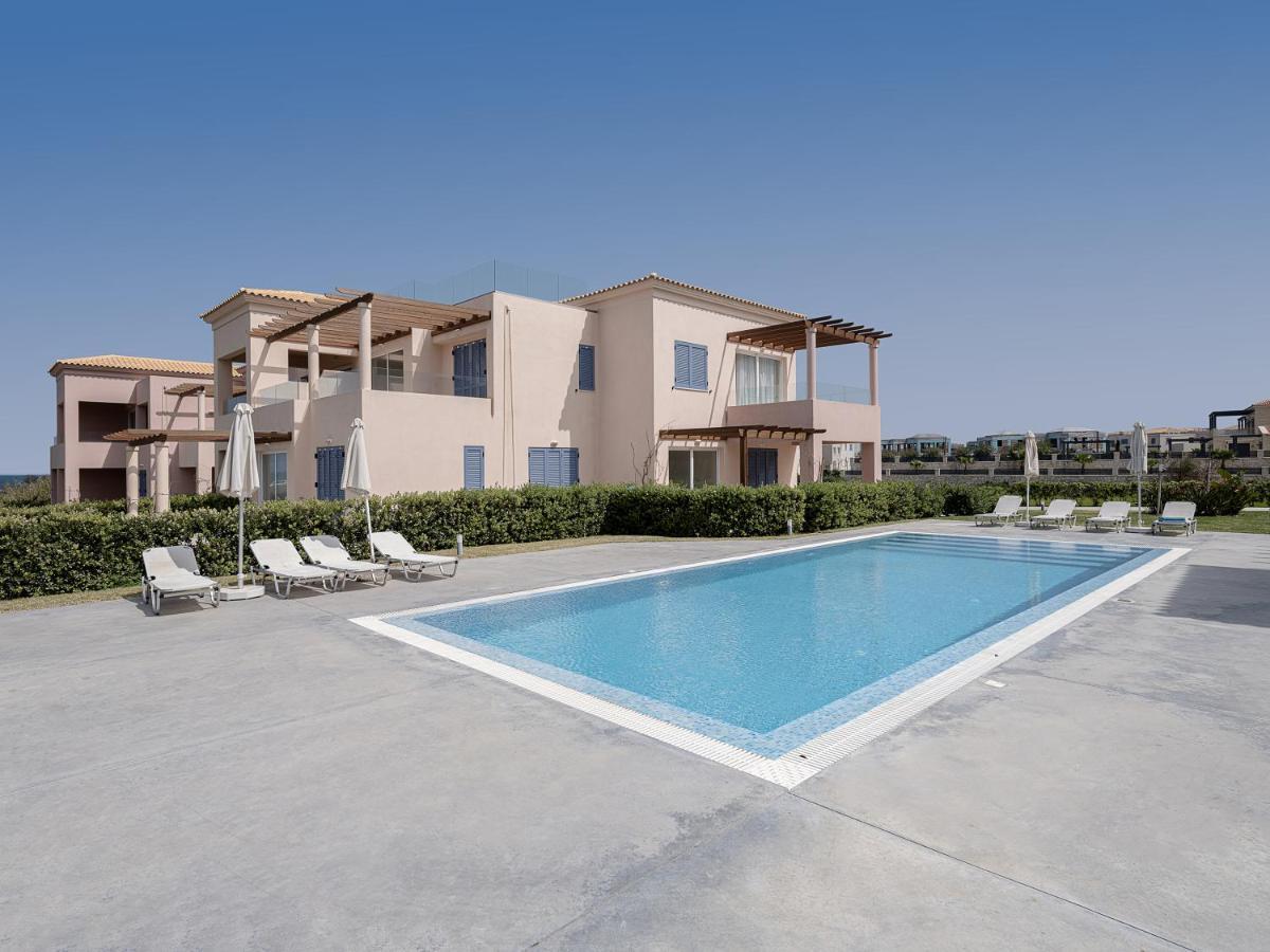 Resitour - Aphrodite Beachfront Pirgos Psilonerou Екстериор снимка