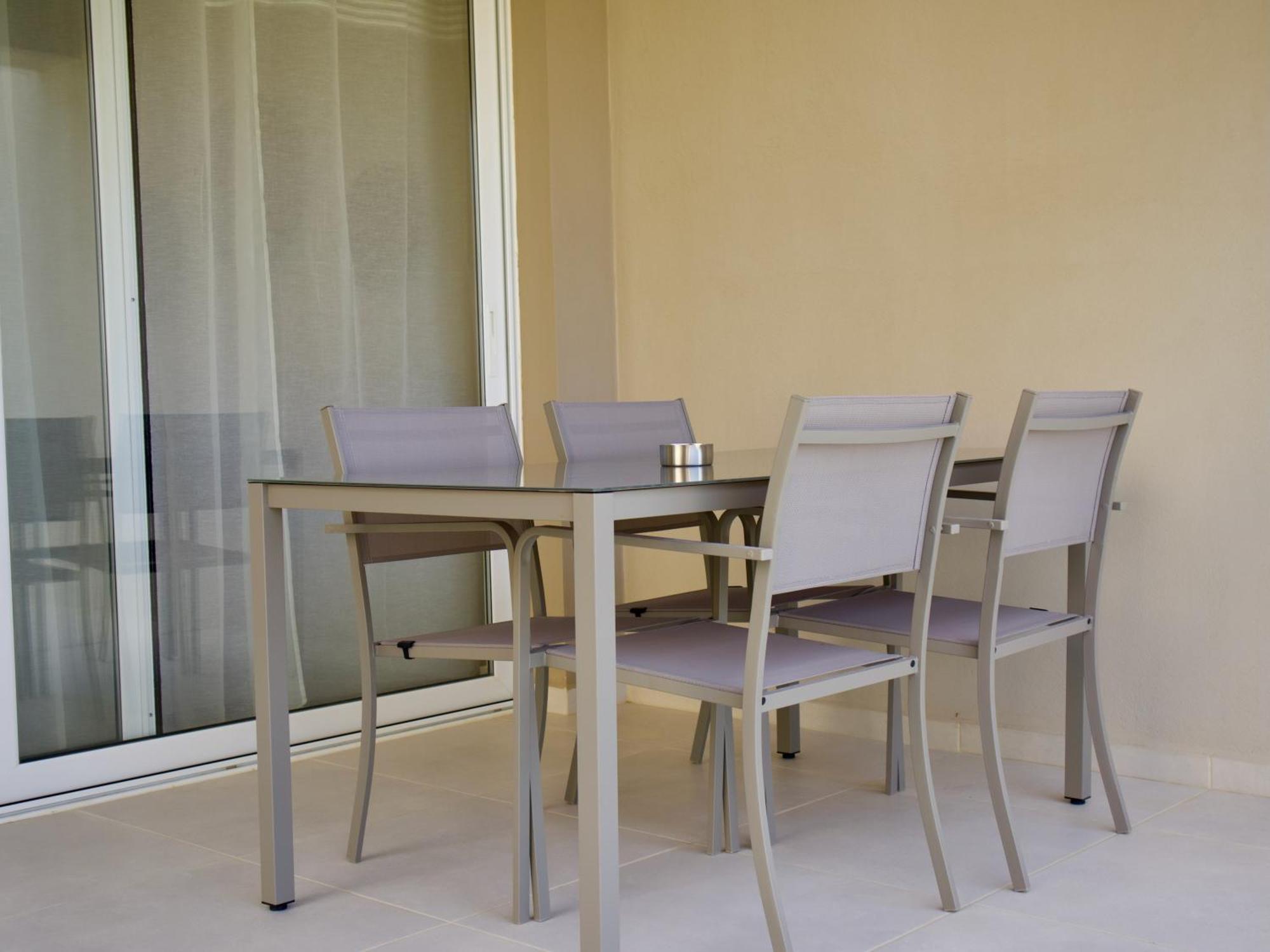 Resitour - Aphrodite Beachfront Pirgos Psilonerou Стая снимка
