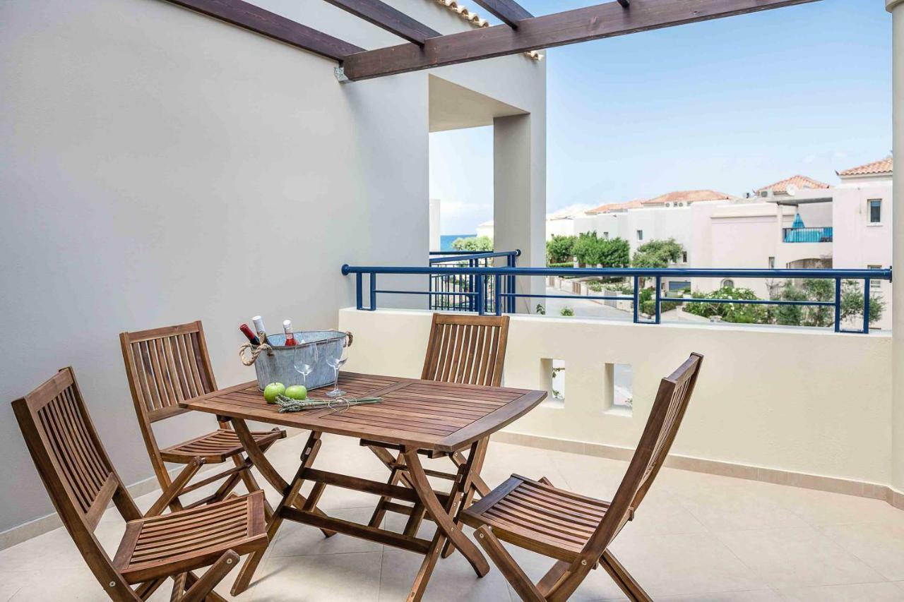 Resitour - Aphrodite Beachfront Pirgos Psilonerou Екстериор снимка